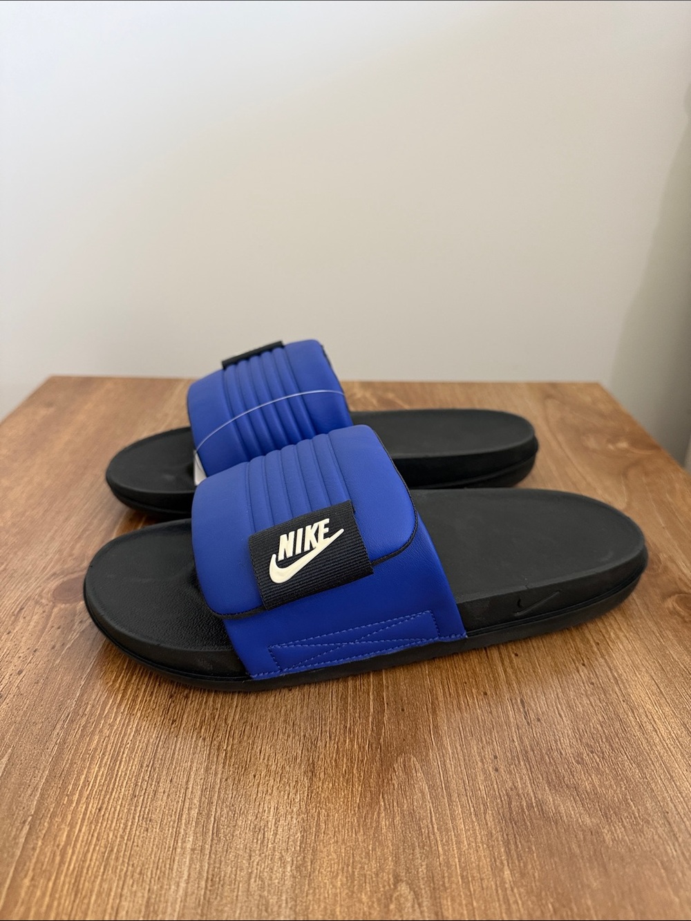 NWT Nike Offcourt Adjust Slides